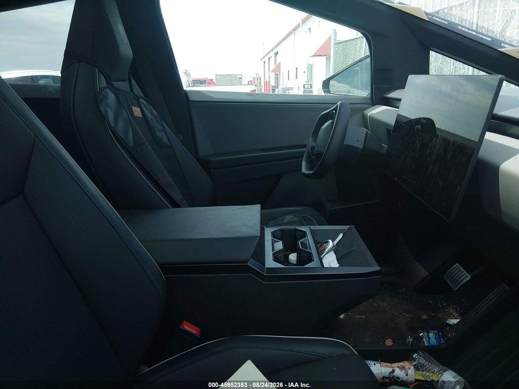 7G2CEHEDXSA071035 2025 TESLA CYBERTRUCK photo no. 5