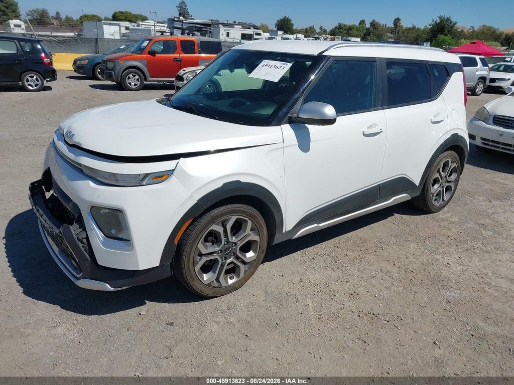 KNDJ23AU1N7163644 2022 KIA SOUL photo no. 2