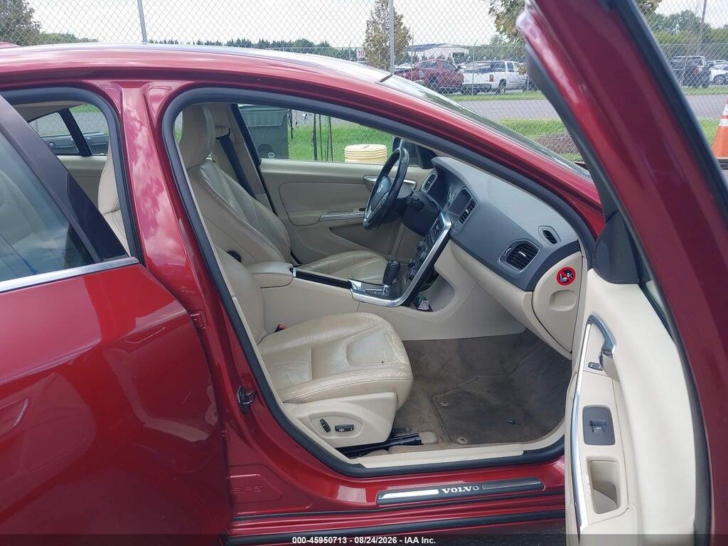 YV1622FS9C2132086 2012 VOLVO S60 photo no. 5
