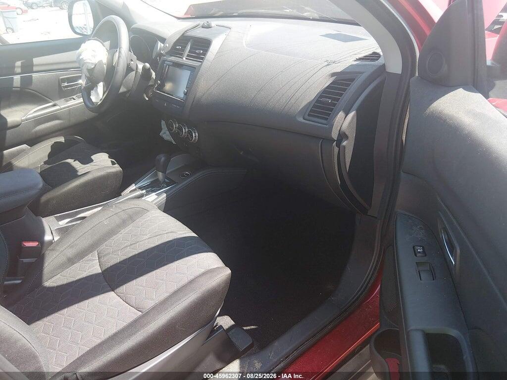 JA4ARUAU8PU008721 2023 MITSUBISHI OUTLANDER SPORT photo no. 5