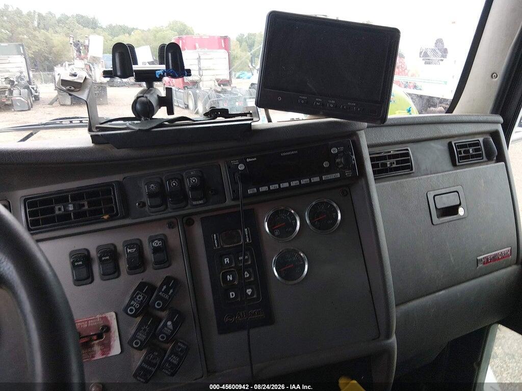 2NKHHJ7X3NM148771 2022 KENWORTH T3 SERIES photo no. 11