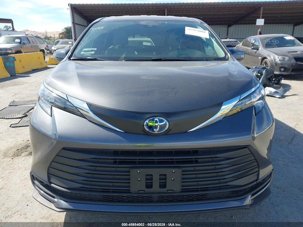 5TDKRKEC9SS289117 2025 TOYOTA SIENNA photo no. 12
