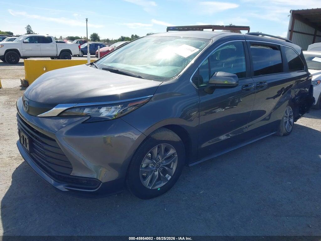 5TDKRKEC9SS289117 2025 TOYOTA SIENNA photo no. 2