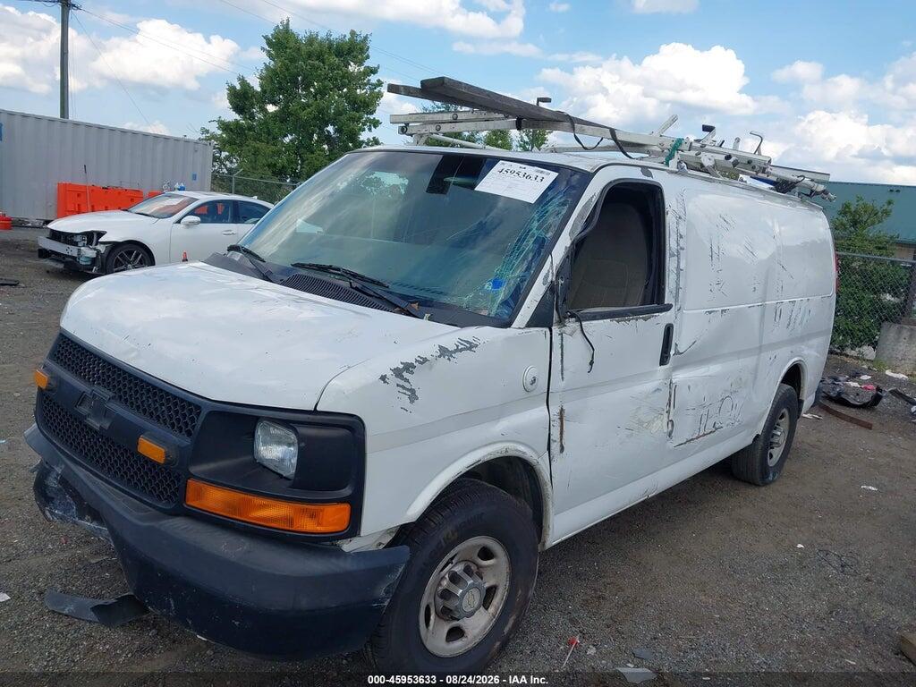 1GCWGFBA4B1102736 2011 CHEVROLET EXPRESS 2500 photo no. 2