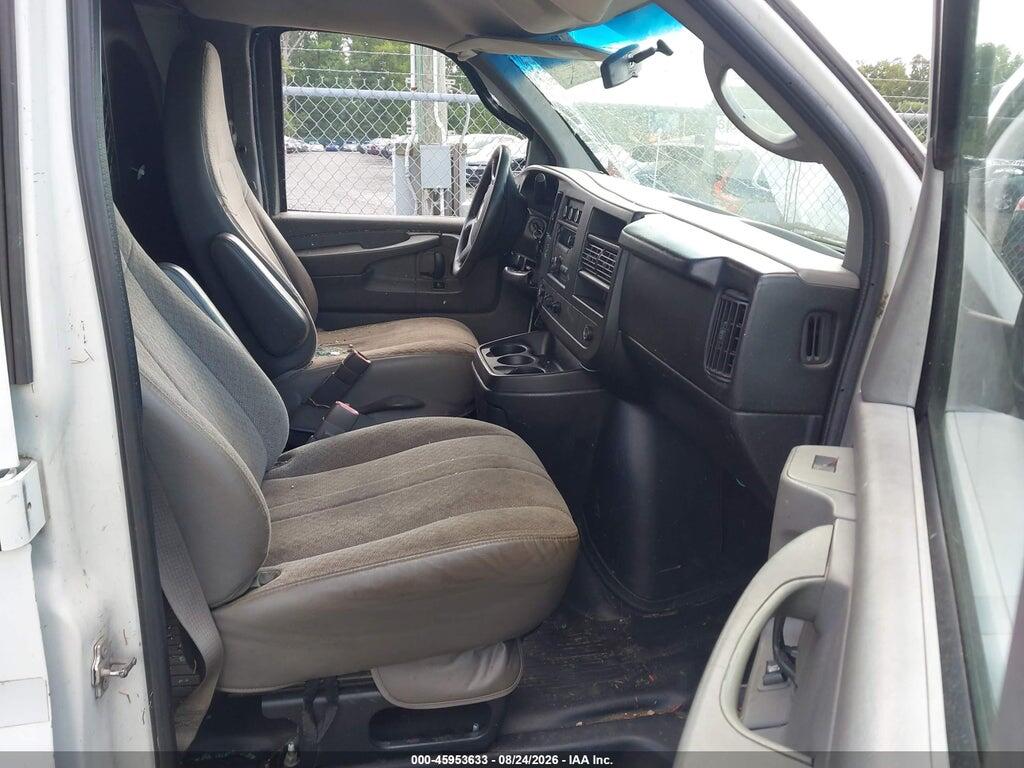 1GCWGFBA4B1102736 2011 CHEVROLET EXPRESS 2500 photo no. 5