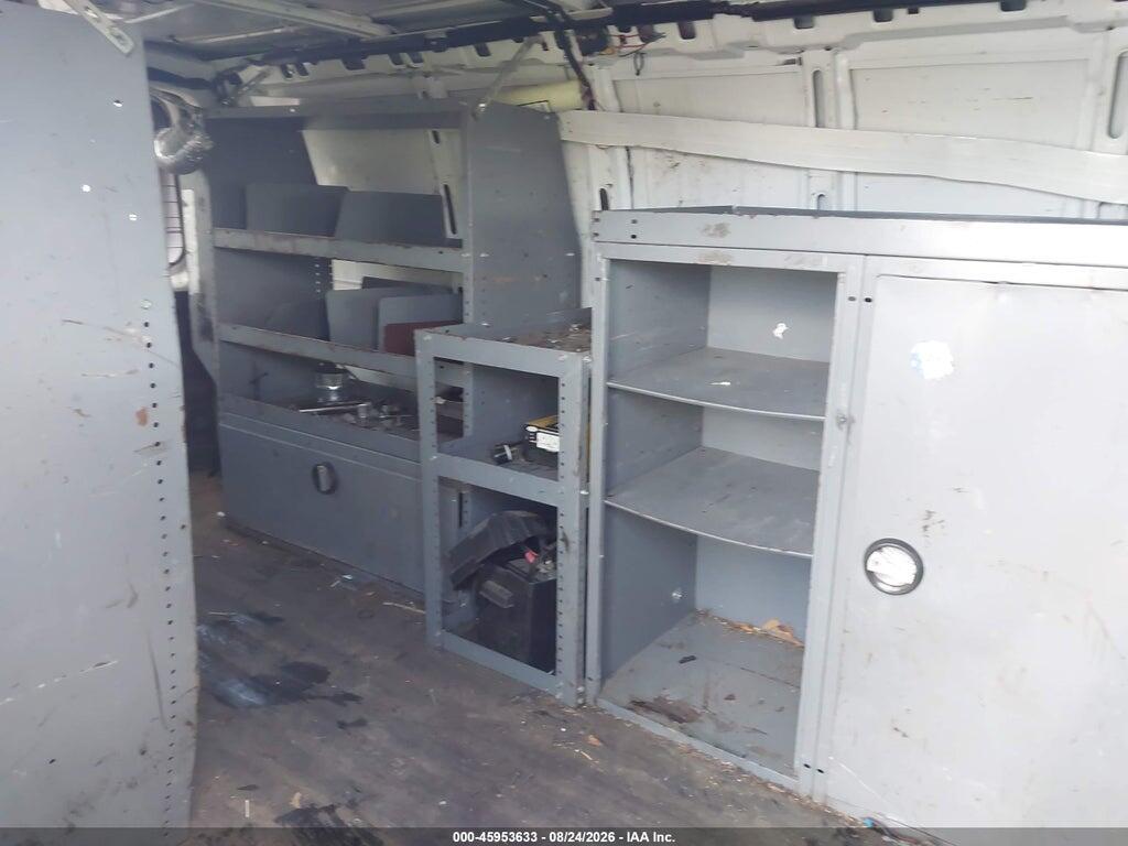1GCWGFBA4B1102736 2011 CHEVROLET EXPRESS 2500 photo no. 8