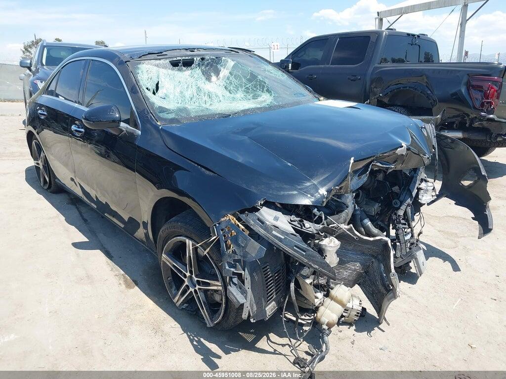 2022 MERCEDES-BENZ A 220 W1K3G4EB8NJ336979