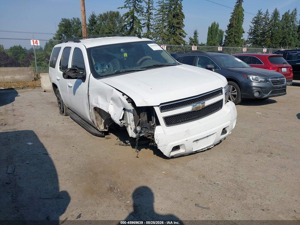 1GNSCAE0XBR390576 2011 CHEVROLET TAHOE photo no. 1
