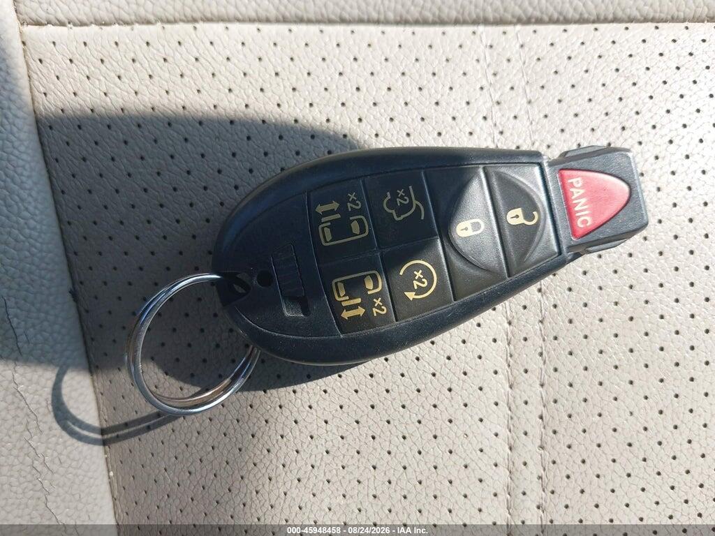2A4RR8DGXBR682326 2011 CHRYSLER TOWN & COUNTRY photo no. 11