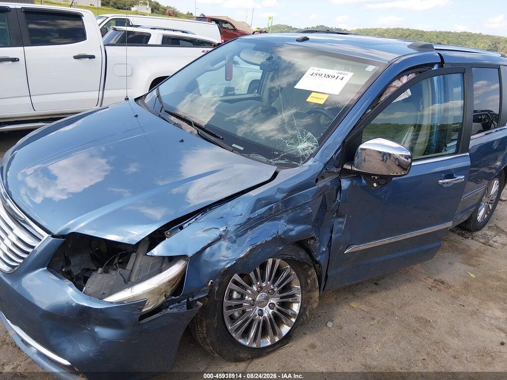 2A4RR6DGXBR784147 2011 CHRYSLER TOWN & COUNTRY photo no. 6