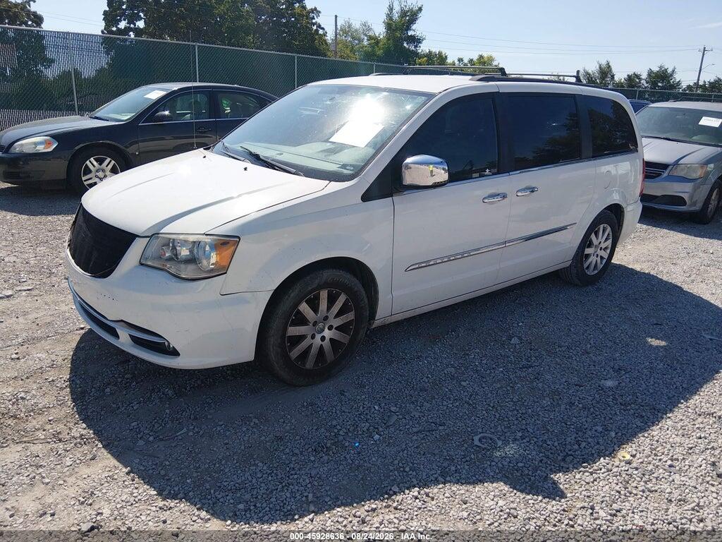 2A4RR8DG7BR799796 2011 CHRYSLER TOWN & COUNTRY photo no. 2