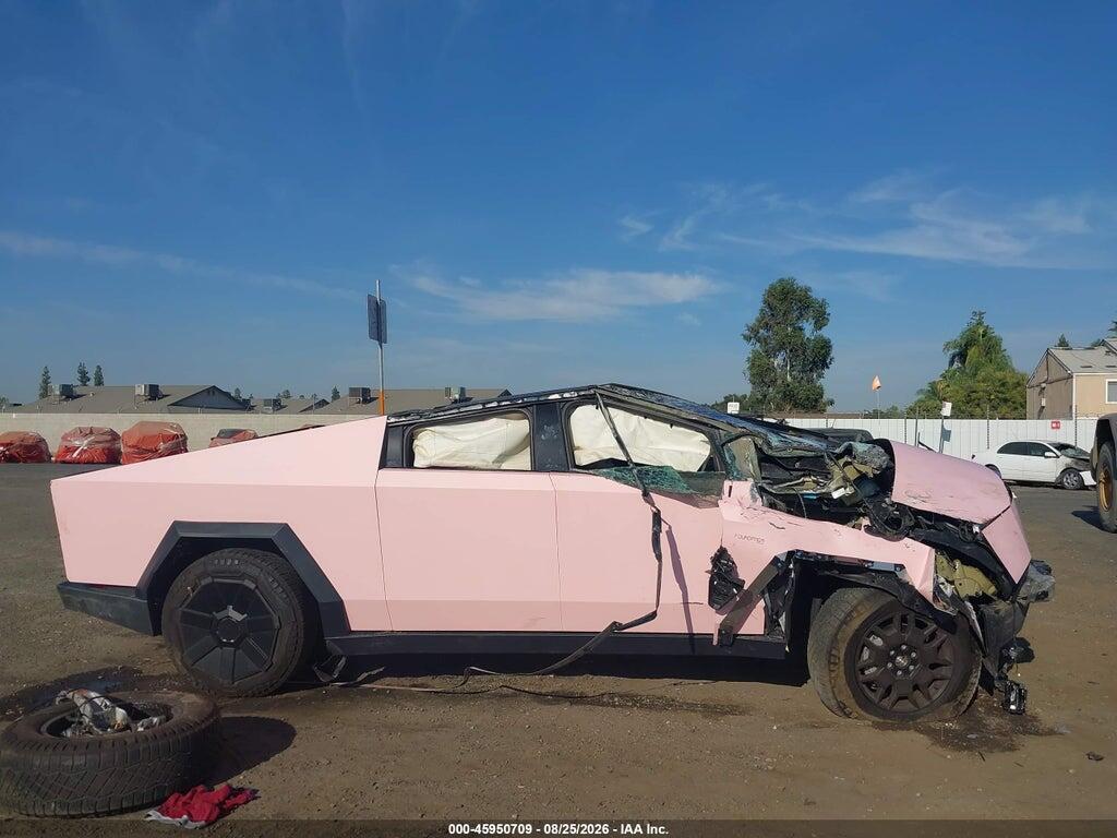 7G2CEHED6RA024546 2024 TESLA CYBERTRUCK photo no. 12