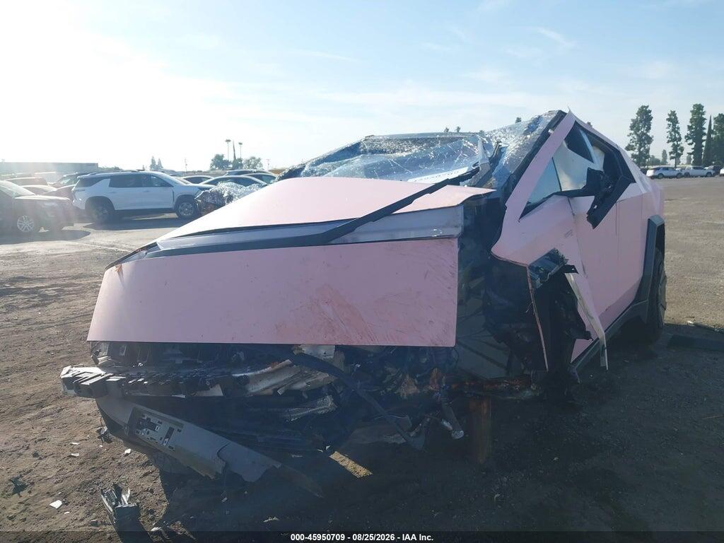 7G2CEHED6RA024546 2024 TESLA CYBERTRUCK photo no. 2
