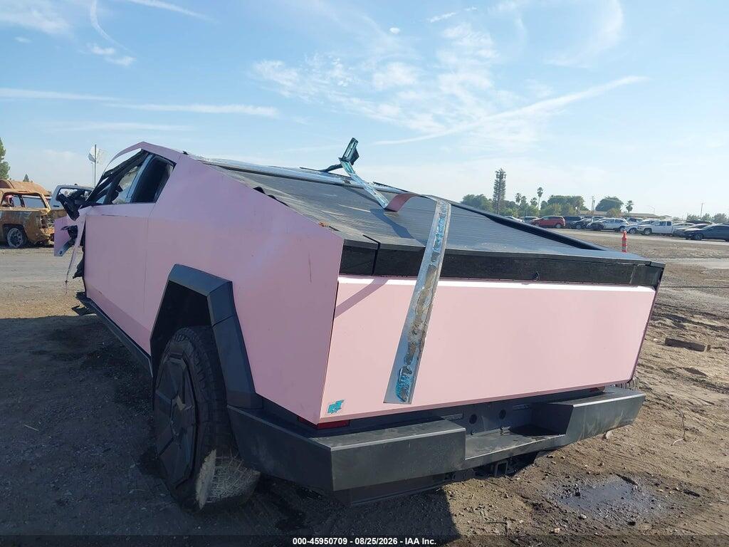 7G2CEHED6RA024546 2024 TESLA CYBERTRUCK photo no. 3