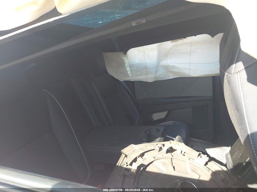 7G2CEHED6RA024546 2024 TESLA CYBERTRUCK photo no. 8