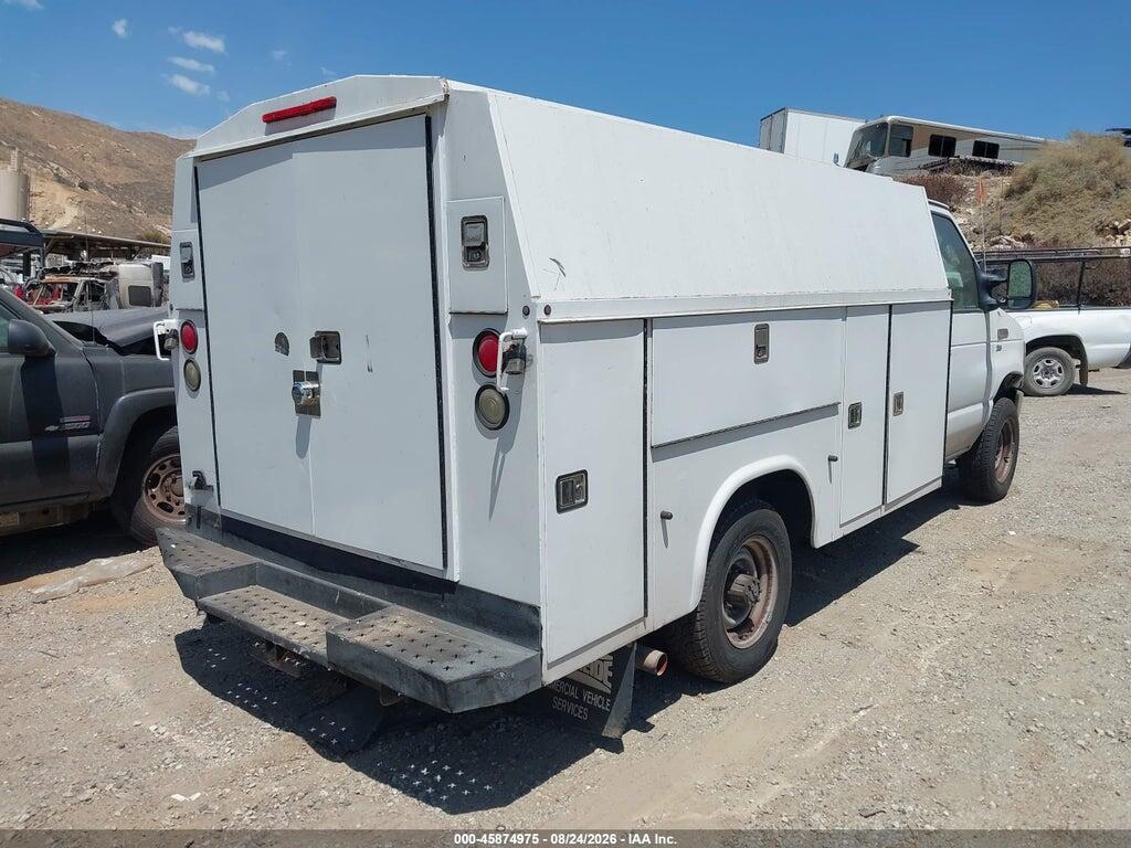 1FDSE3FL7BDA62242 2011 FORD E-350 CUTAWAY photo no. 4