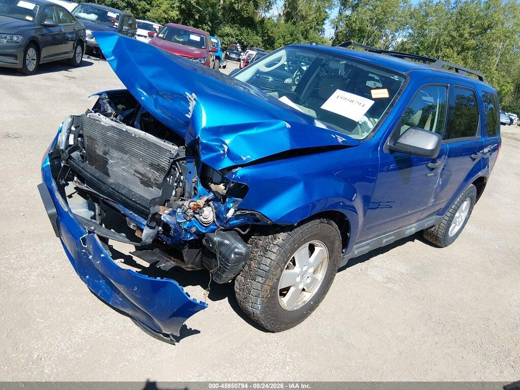 1FMCU9D79BKC16834 2011 FORD ESCAPE photo no. 2