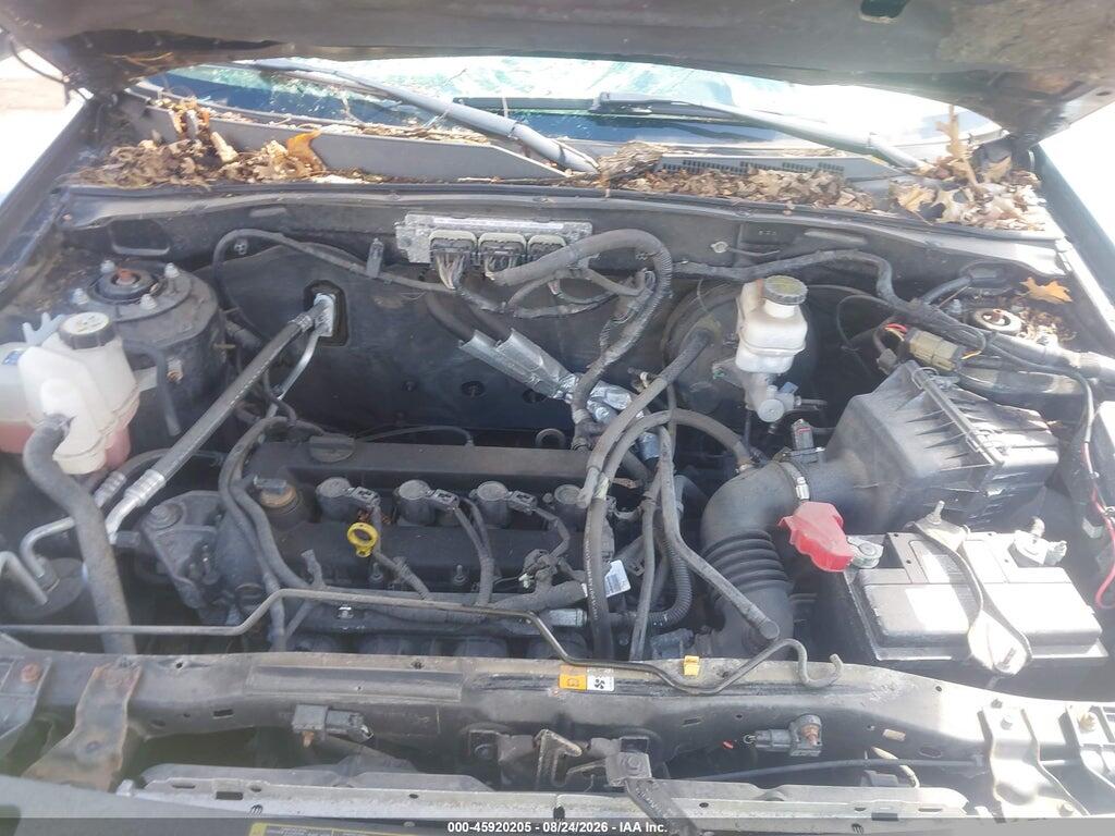1FMCU0D78BKC40618 2011 FORD ESCAPE photo no. 10