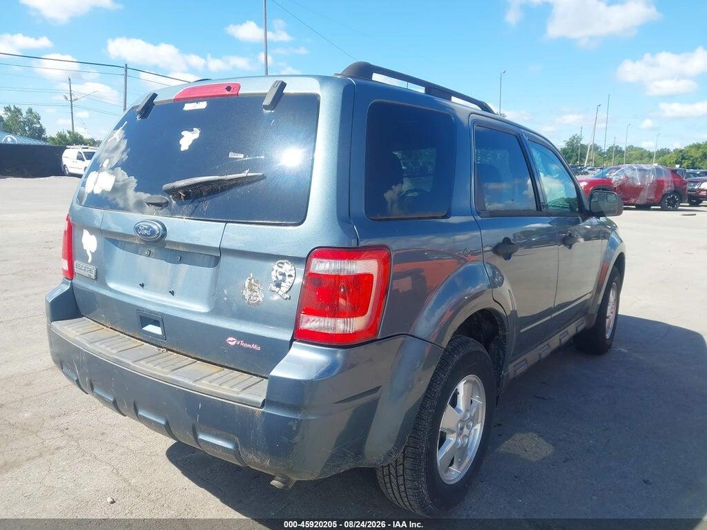 1FMCU0D78BKC40618 2011 FORD ESCAPE photo no. 4