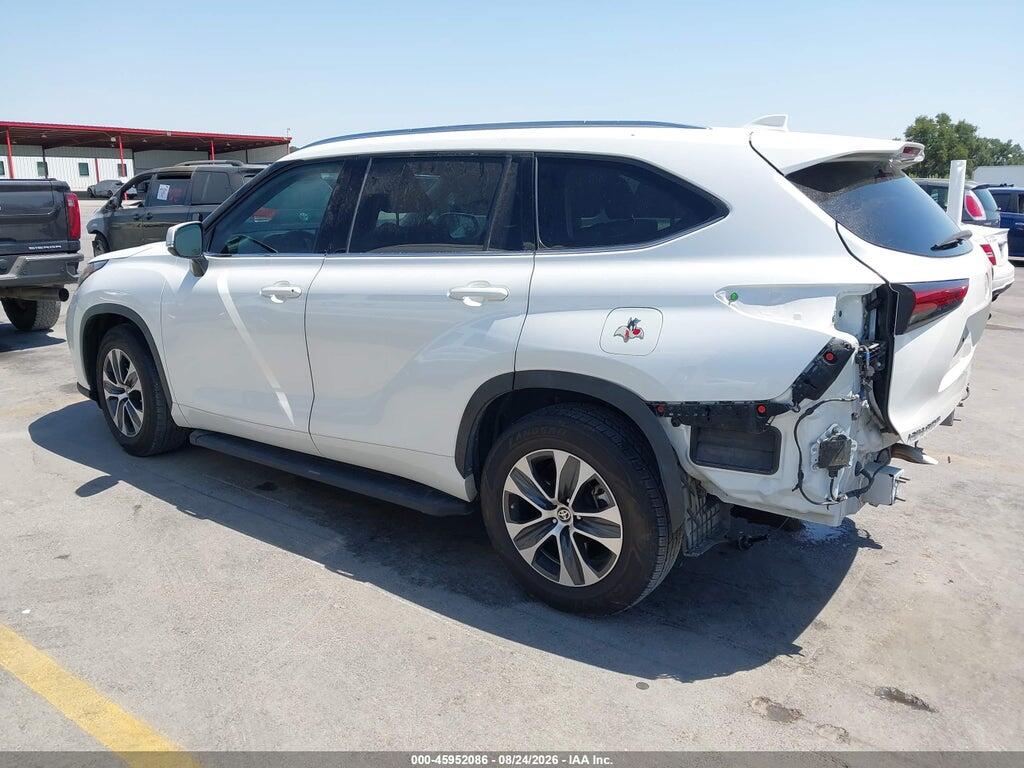 5TDGZRAH3MS032862 2021 TOYOTA HIGHLANDER photo no. 3