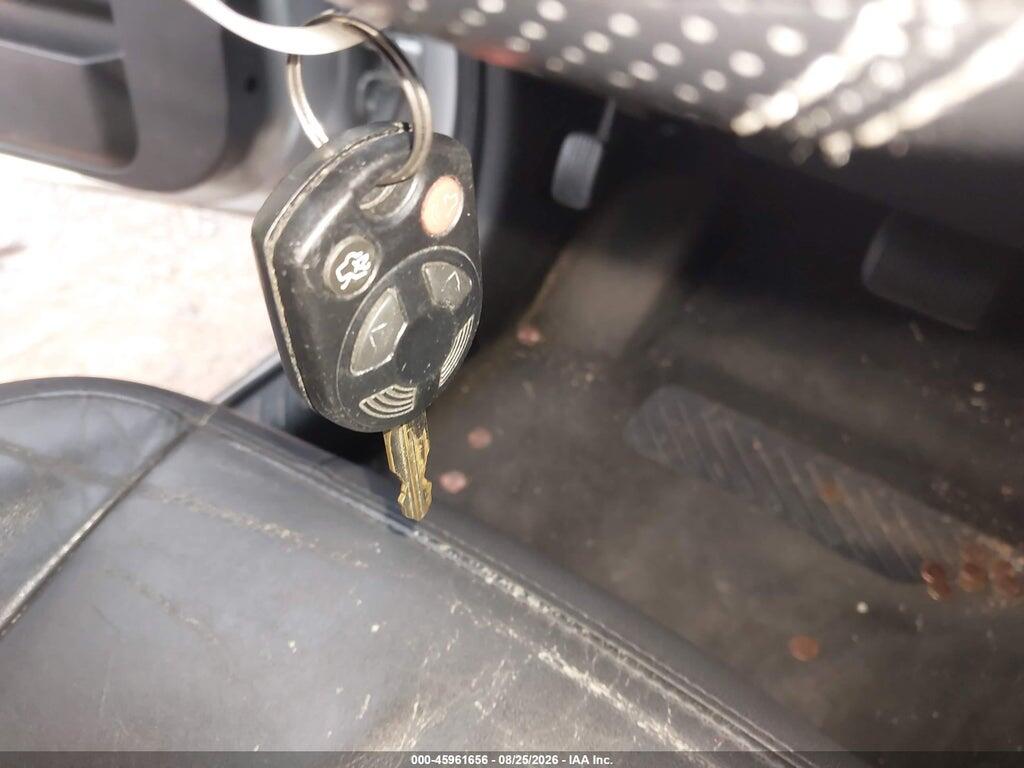 1FMCU94709KA80975 2009 FORD ESCAPE photo no. 11
