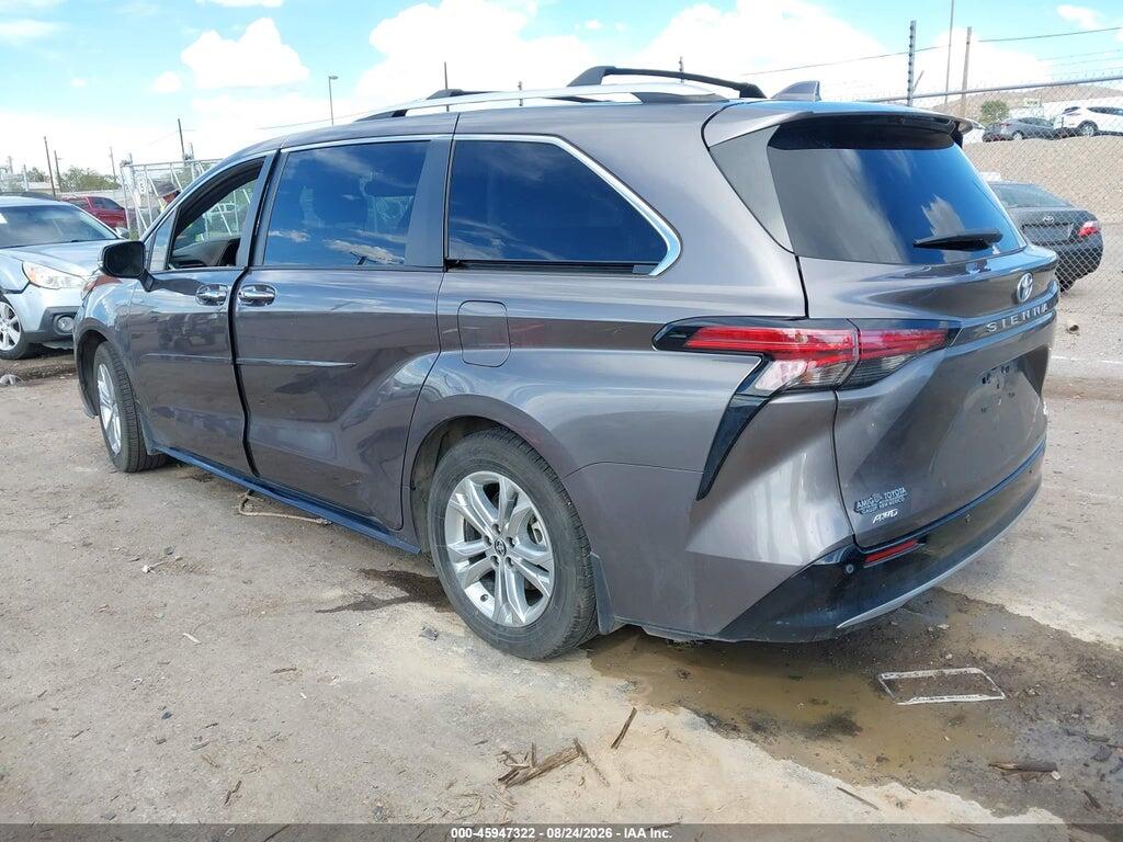 5TDESKFC9PS102692 2023 TOYOTA SIENNA photo no. 3
