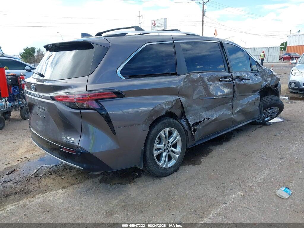 5TDESKFC9PS102692 2023 TOYOTA SIENNA photo no. 4