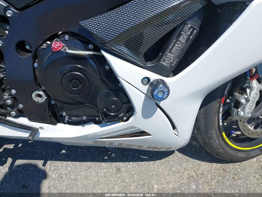 JS1GN7FA0N7100925 2022 SUZUKI GSX-R600 photo no. 8