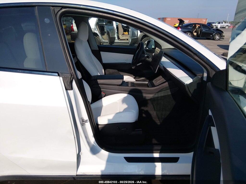 7SAYGDEE9NF419261 2022 TESLA MODEL Y photo no. 5