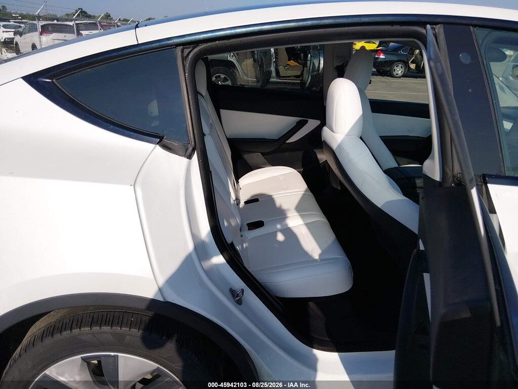7SAYGDEE9NF419261 2022 TESLA MODEL Y photo no. 8