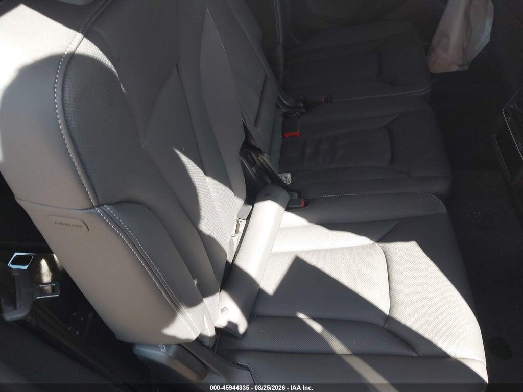 WA1MVBF72TD011978 2026 AUDI Q7 photo no. 8