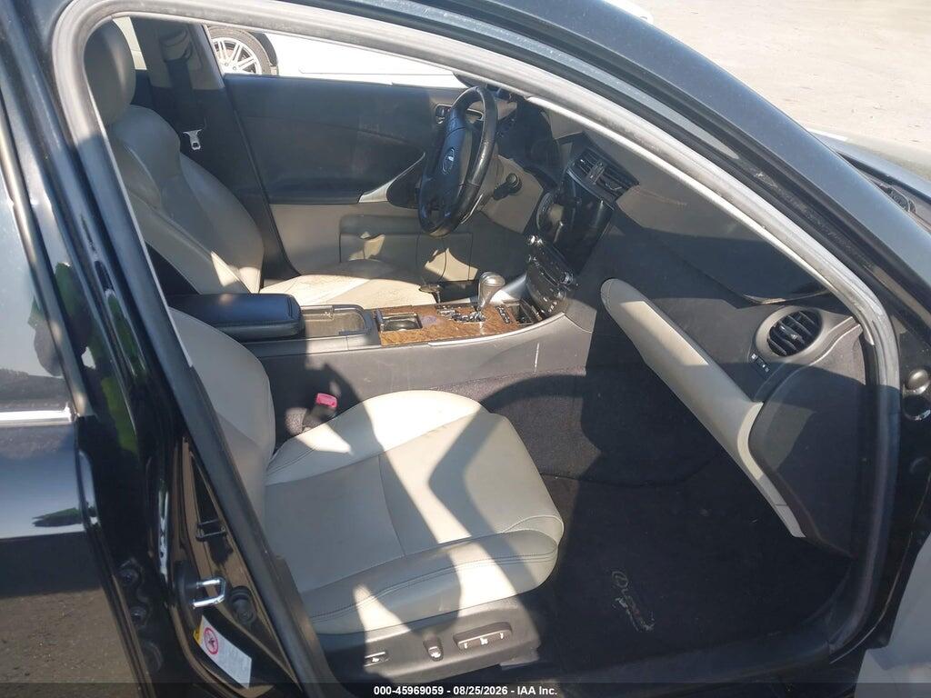JTHCK262792031936 2009 LEXUS IS 250 photo no. 5