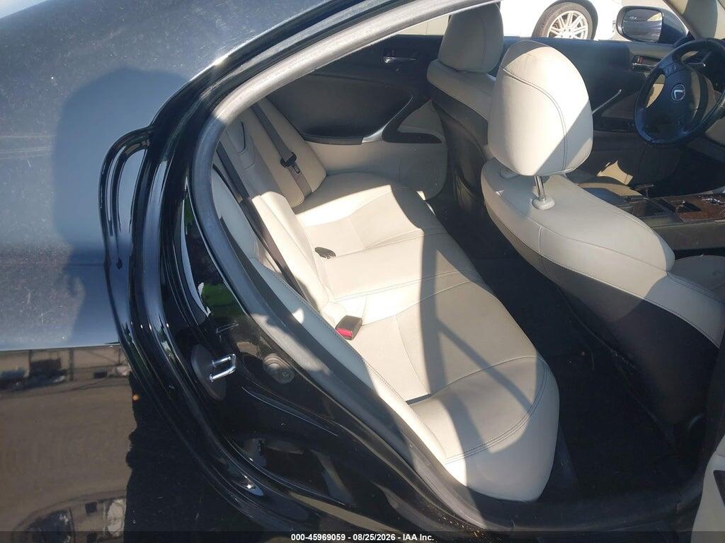 JTHCK262792031936 2009 LEXUS IS 250 photo no. 8