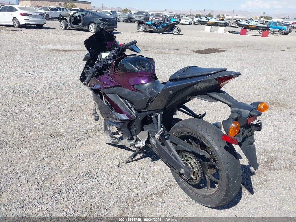 MH3RH18Y4PK010899 2023 YAMAHA YZFR3 photo no. 3