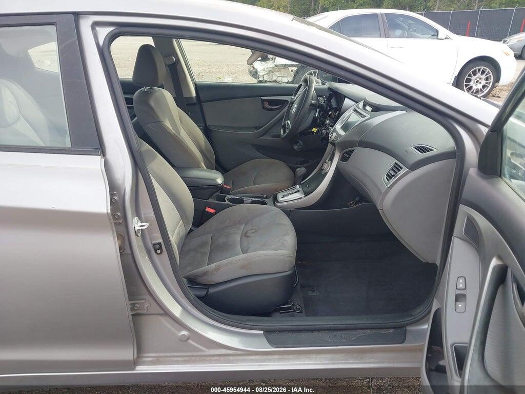 KMHDH4AE0BU104748 2011 HYUNDAI ELANTRA photo no. 5
