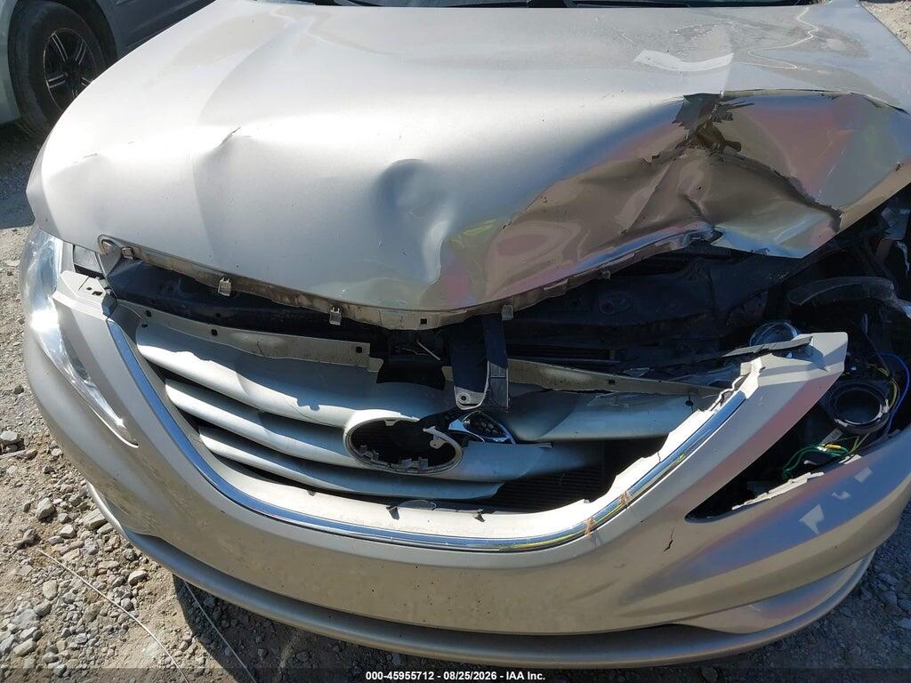 5NPEB4AC1BH082407 2011 HYUNDAI SONATA photo no. 6
