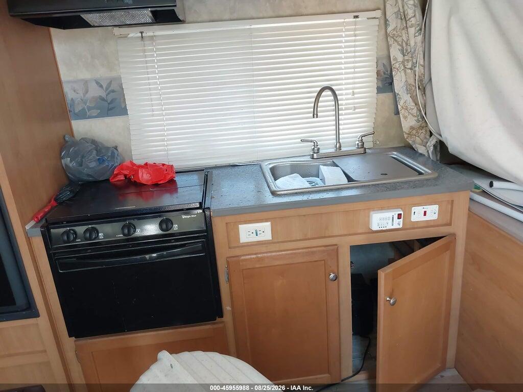 4CF2X181172901423 2007 FLEETWOOD OTHER photo no. 5