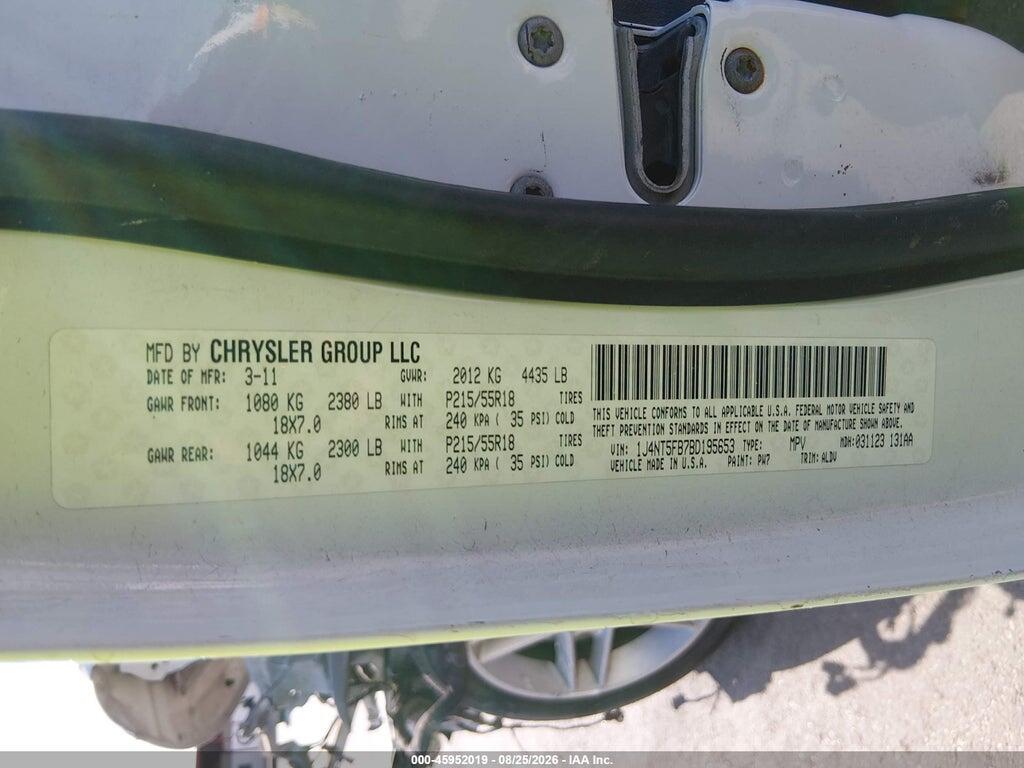 1J4NT5FB7BD195653 2011 JEEP COMPASS photo no. 9