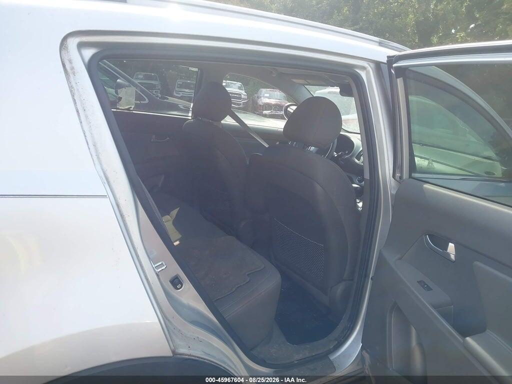 KNDPC3A24B7048487 2011 KIA SPORTAGE photo no. 8