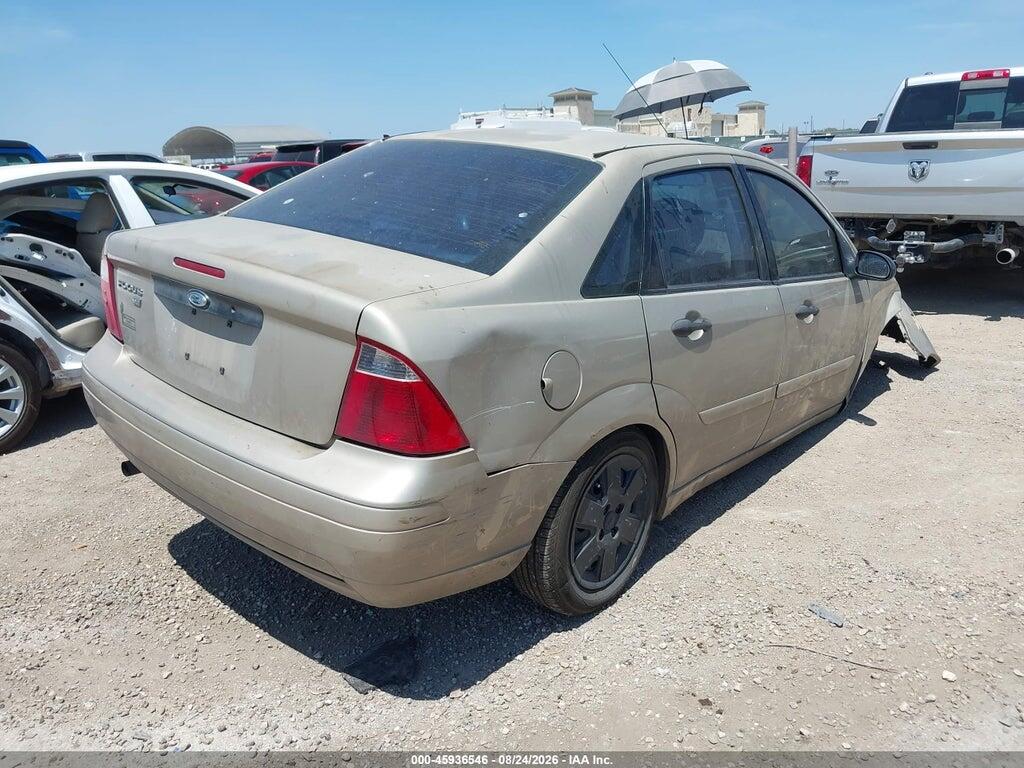 1FAFP34N07W102795 2007 FORD FOCUS photo no. 4