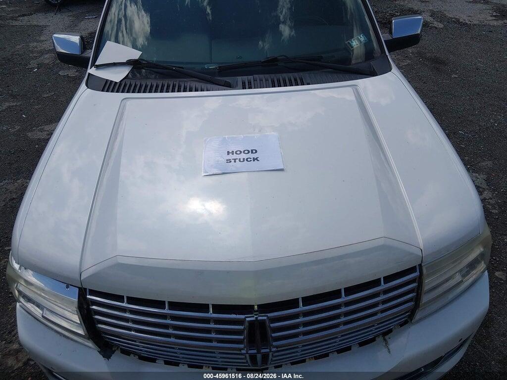 5LMJJ2J52BEJ09615 2011 LINCOLN NAVIGATOR photo no. 10