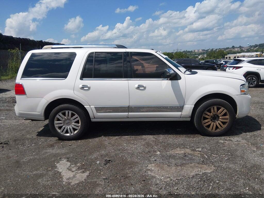 5LMJJ2J52BEJ09615 2011 LINCOLN NAVIGATOR photo no. 12