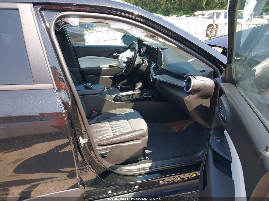KL77LHEP9TC201857 2026 CHEVROLET TRAX photo no. 5