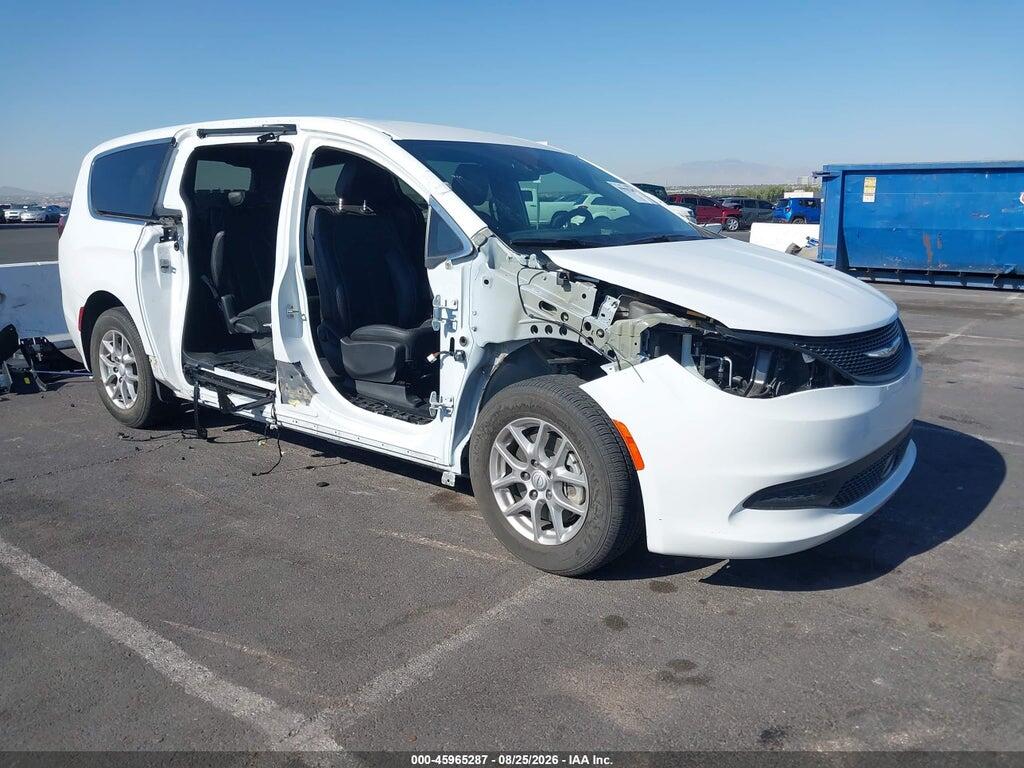 2026 CHRYSLER VOYAGER 2C4RC1CG4TR152015