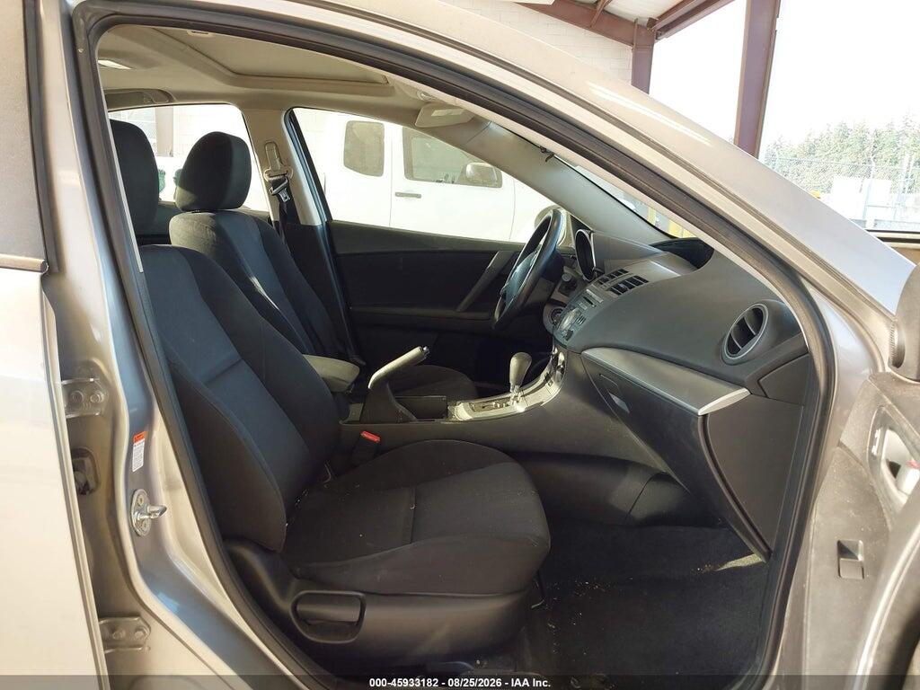 JM1BL1VF2B1364288 2011 MAZDA MAZDA3 photo no. 5