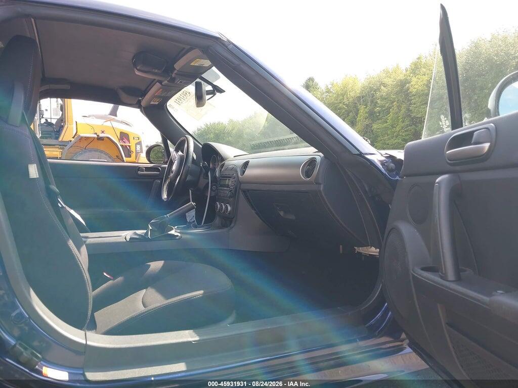 JM1NC2MF9B0215340 2011 MAZDA MX-5 MIATA photo no. 5