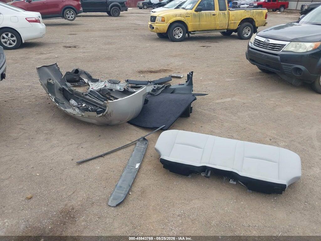 1GNUKBE08AR232561 2010 CHEVROLET TAHOE photo no. 12