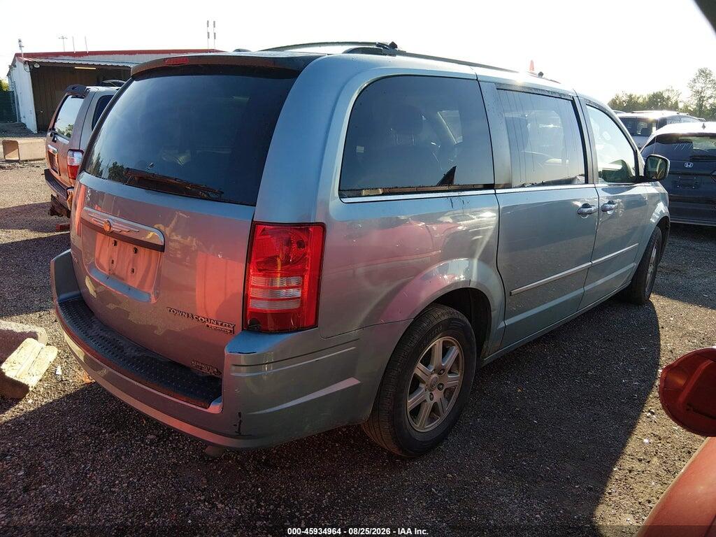 2A4RR5D15AR392455 2010 CHRYSLER TOWN & COUNTRY photo no. 4