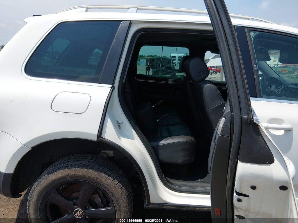 WVGFM77L49D036427 2009 VOLKSWAGEN TOUAREG 2 photo no. 8