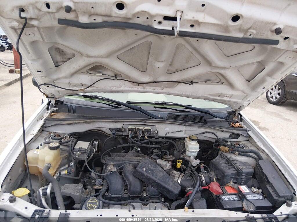 1FMCU03178KD50338 2008 FORD ESCAPE photo no. 9